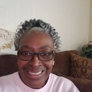 Meet your Posher, Gloria